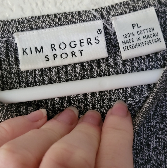 Kim Rogers Sport Gray Short Sleeved Sweater Size Large Petite - Picture 8 of 9